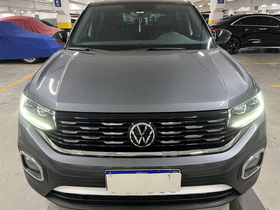 VOLKSWAGEN T-CROSS 1.4 250 TSI TOTAL FLEX HIGHLINE AUTOMÁTICO VOLKSWAGEN T-CROSS 1.4 250 TSI TOTAL FLEX HIGHLINE AUTOMÁTICO